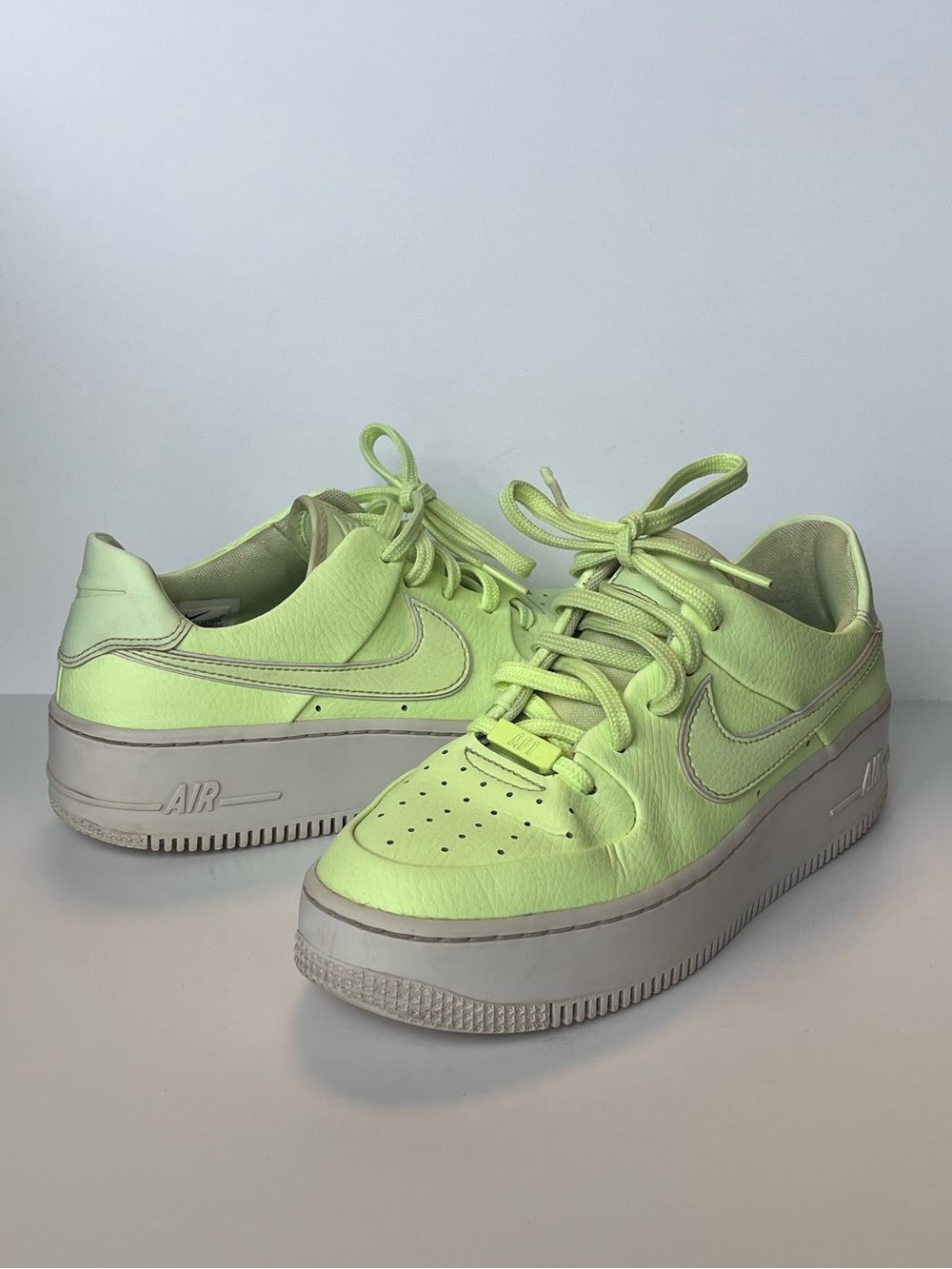 NIKE Air Force 1 SAGE Low Sneakers Barely Volt Neon Green White Women's Size 7